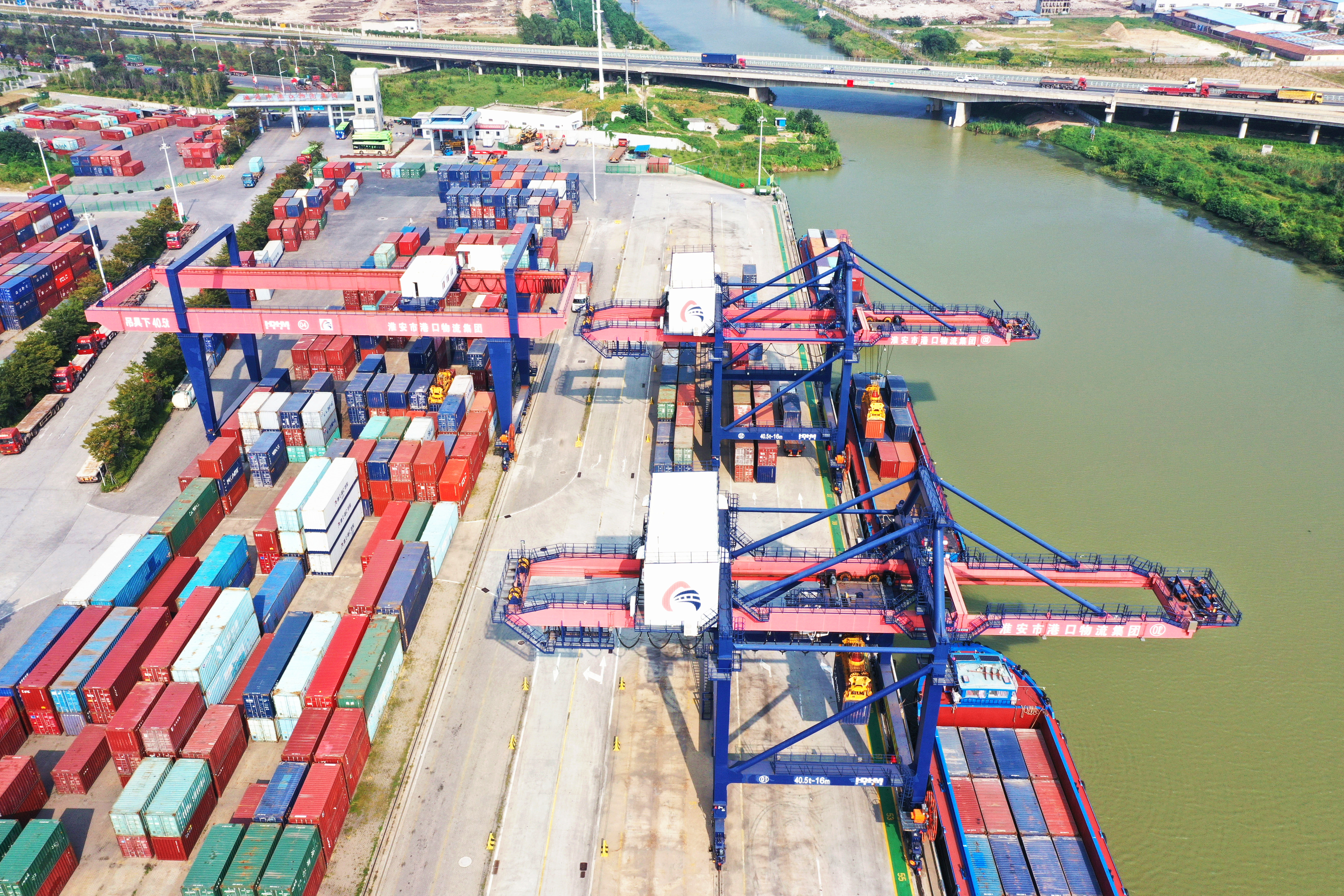 1至6月淮安内河集装箱吞吐量同比增长11.43%