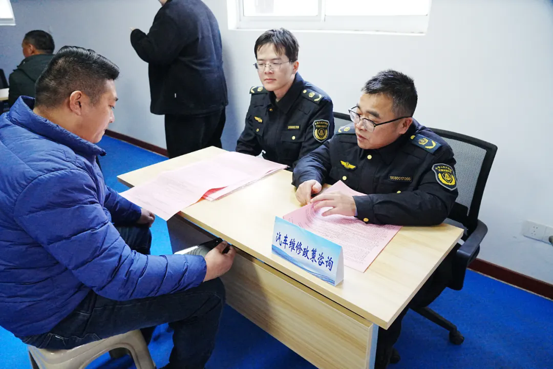 640.webp.png 640.webp.png