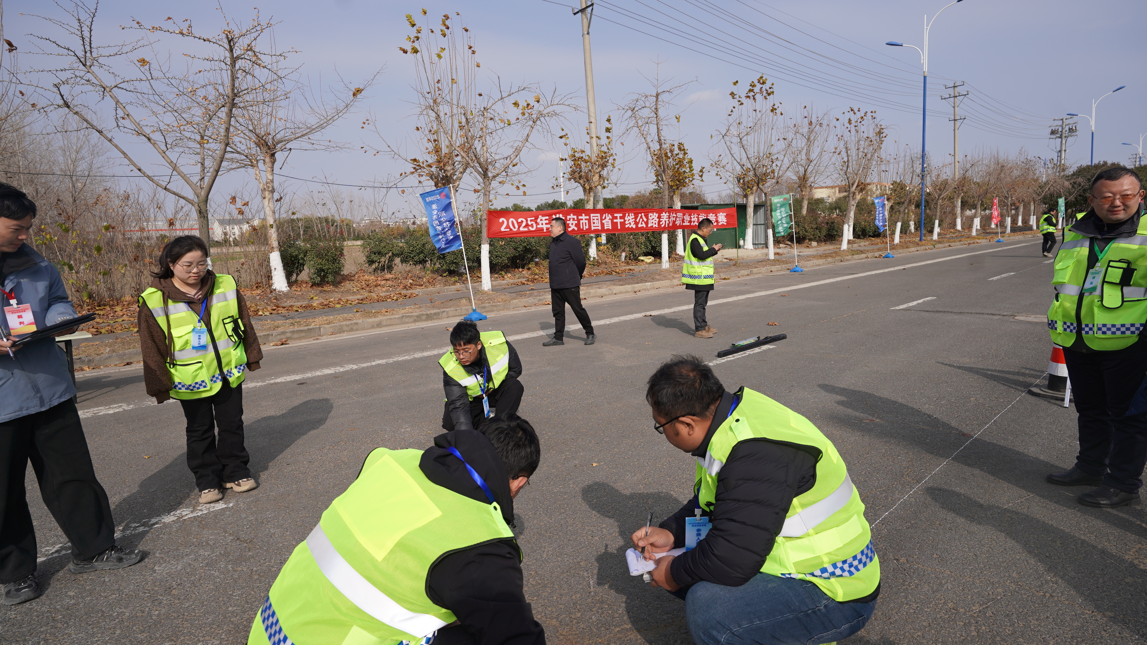 我市2025年国省干线公路养护职业技能竞赛圆满举办