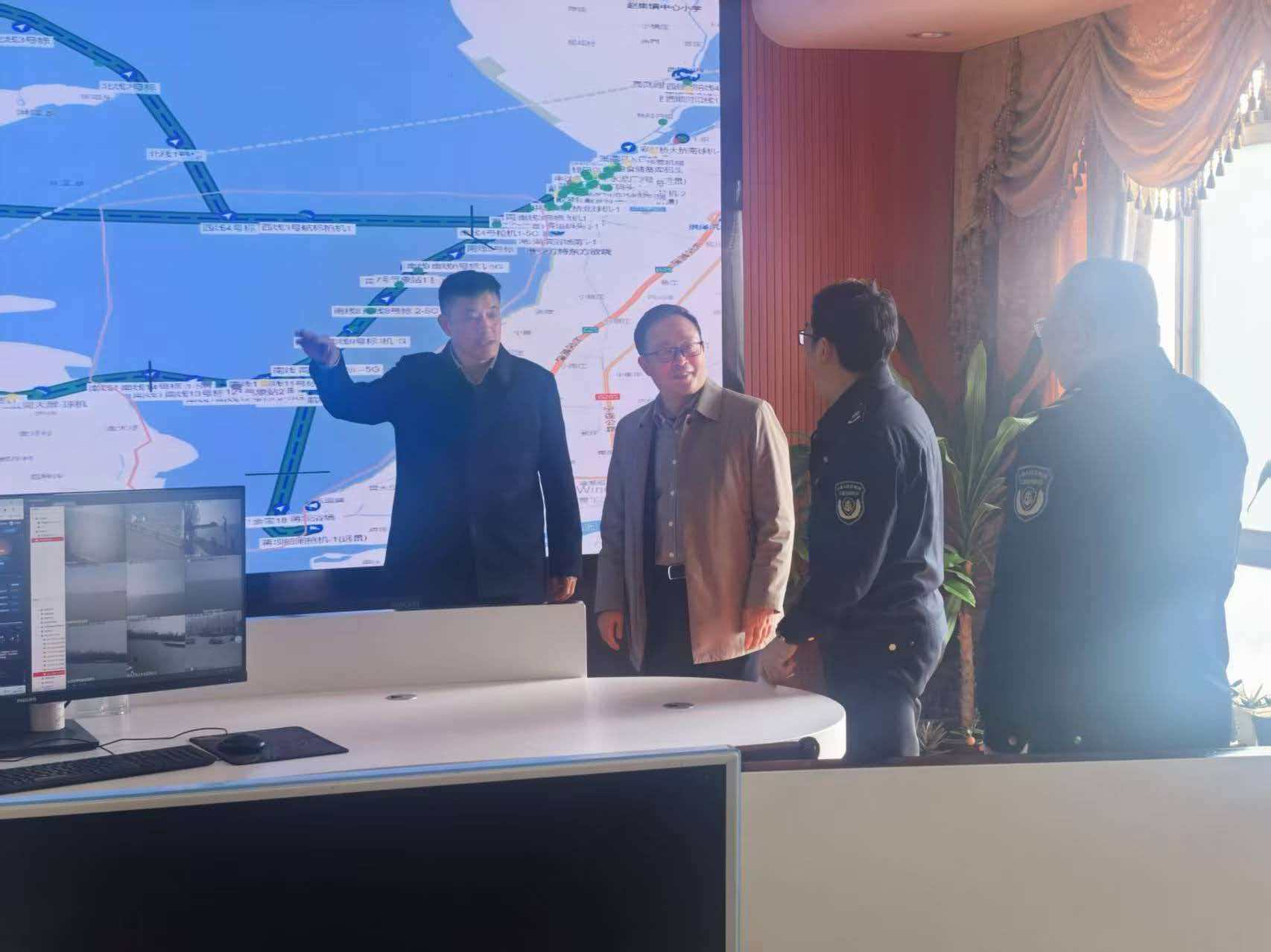 市交通运输局党委书记、局长徐成东大年初四赴洪泽区开展...