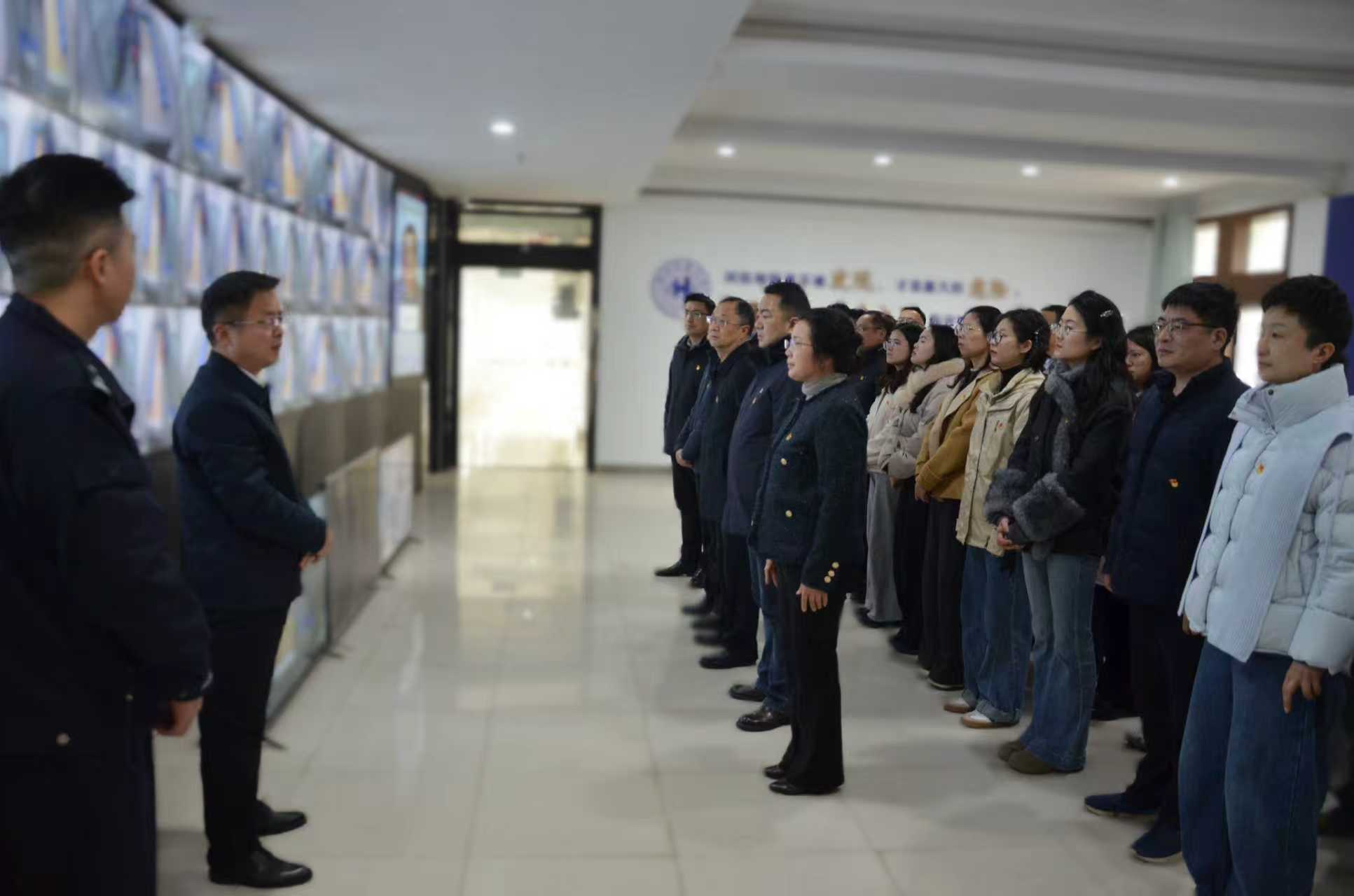 淮安市港航中心赴市看守所开展实境警示教育